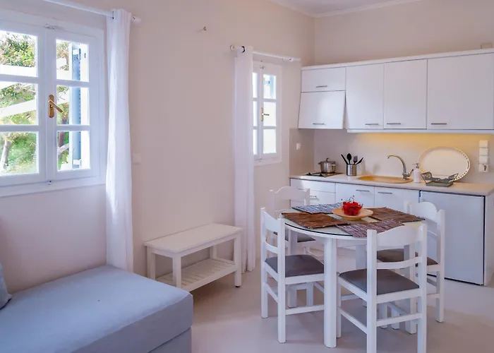 Milos Bay Suites