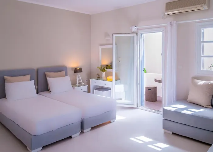 Milos Bay Suites