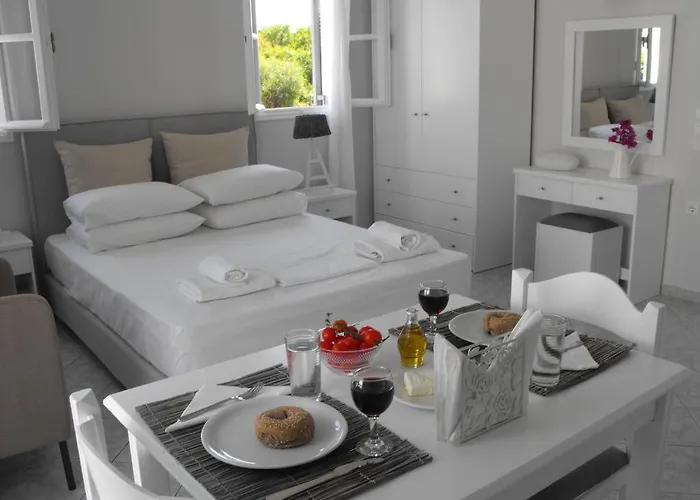 Milos Bay Suites